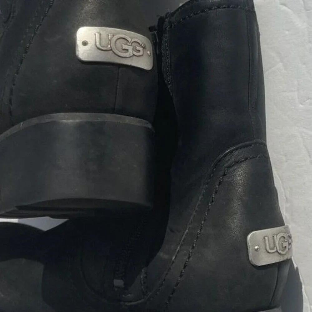 Ugg Australia Blakely Winter‎ Ankle Boots Womens Size 9.5 Black Fur Shoes